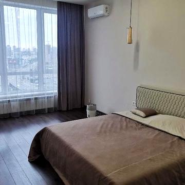 Деміївська вул., 13