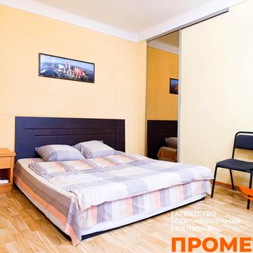 Миколи Міхновського бульв. (Дружби народів), 25