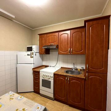 Гарна 1 кімн. Метро Левобережна, Шептицького 7