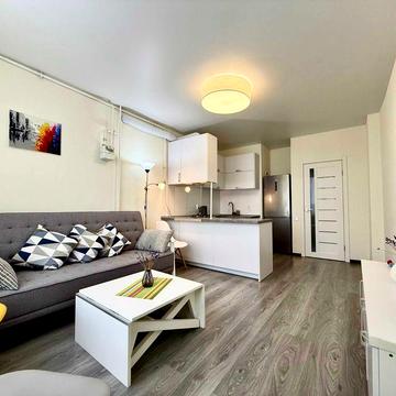 Готова квартира 55.7 м², повне укомплектування - заїжджай і живи!