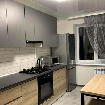 Максима Залізняка вул., 18