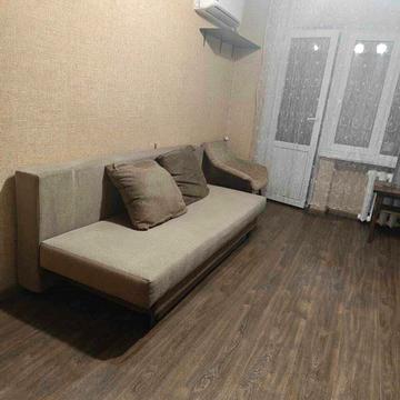 Празька вул., 3