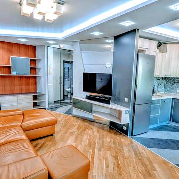 Джона Маккейна вул. (Івана Кудрі), 37-А