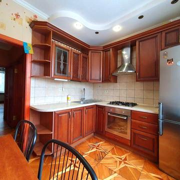 2к, Повітряних Сил 38, сталінка, цегла, 54м2, меблі, техніка