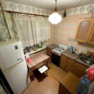 Продам 3 ком.кв,3/5, ул.Европейская, район 8 гимназии.