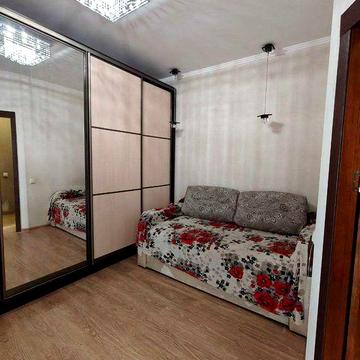 2к квартира з прохідною кімнатою вул. Петрусенка 20