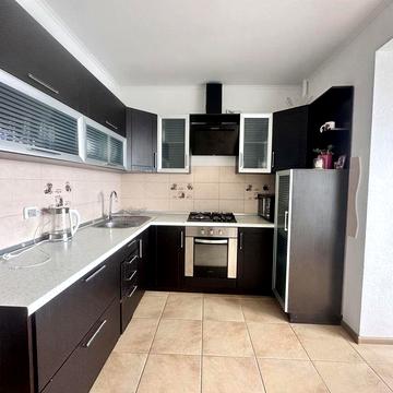 Здам 2 кім. кв в новобудові.