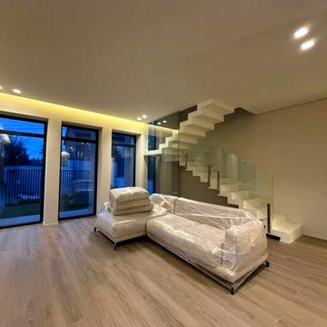 Продаж стильного будинку з ремонтом | Центр міста