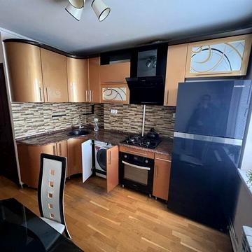 3 кімнатна квартира , 5-й зарічний