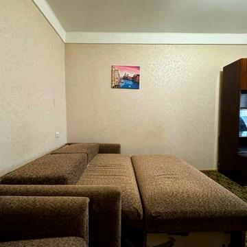 Жмеринська вул., 6