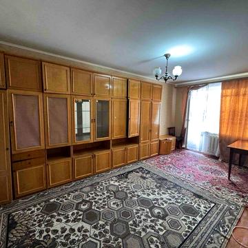 Продаж 2км квартира Вишенька проспект Юності