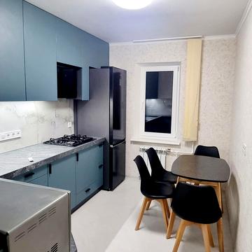 Леоніда Бикова бульв., 6