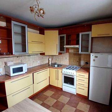 3 кім. квартира вул. Польова