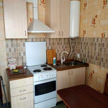 Сдам 1 ком. кв. в новом доме на Леваде.