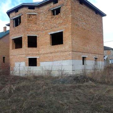 Продаж 8к Дім Кобилянської вулиця