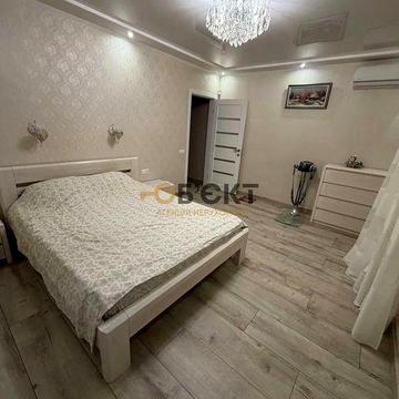 В продаже 3-к квартира в ЖК «Радужный», Палац спорта, 3 разд комнтаты ЖК «Радужный»