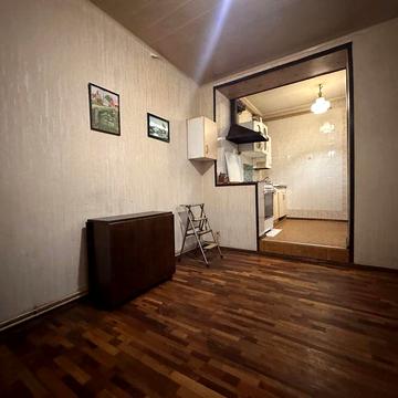 2 комнатная  с палисадником Адмиралський пр-т 60 м Большая кухня 15 м