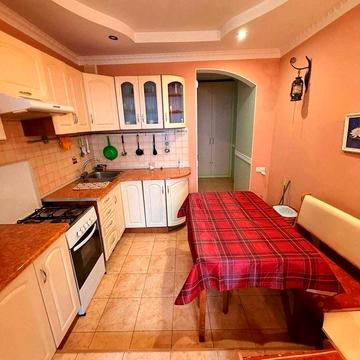 Сдам до лета 2 комнатную квартиру с ремонтом и красивым видом