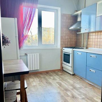 Без % здається двокімнатна на Виноградарі