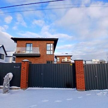 Будинок по мінімальній вартості поруч з ліцєєм