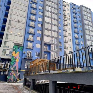 Велика 1 кім. кв. ЖК "Княгинин", Перша здача, своє паркомісце