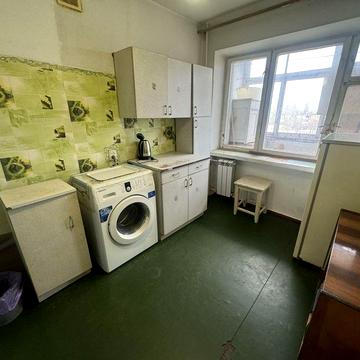 Оренда однокімнатної кв. на вул. Парковій, навп. парку Юність, ЮТЗ