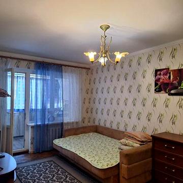 Сдам 1кв в центре до лета