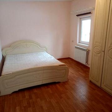 Здам 2 к.кв м.Харківська -12 хв,52 метри