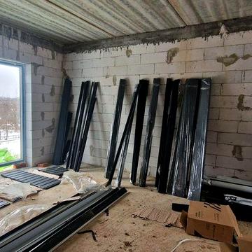 Продам 2 поверховий будинок 3 спальні та кухня вітальня