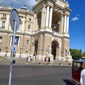 Продам двухкомнатную в  Центре!