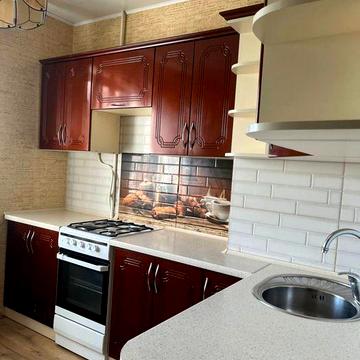 Здам 1-кімнатну квартиру на ДНСі!