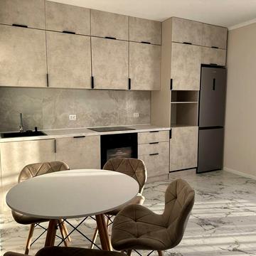 Продаж 1.5 великої ,просторої/1500$квадрат ЖК Мала Прага