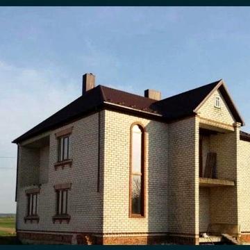 Продаж  цегляного будинку