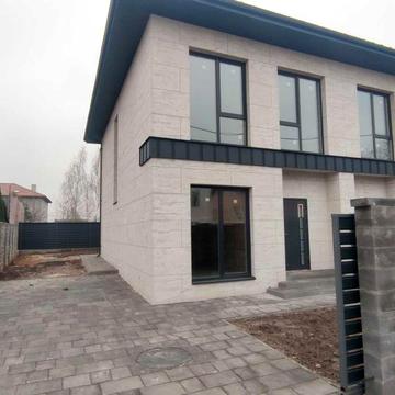 Продам будинок з підвалом без комісії