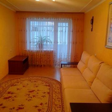 Продається трьохкімнатна квартира Соборна