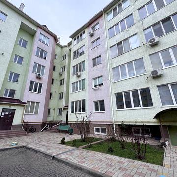 2-кімнатна квартира  в самому центрі Авангарду ЖК Щасливий будинок