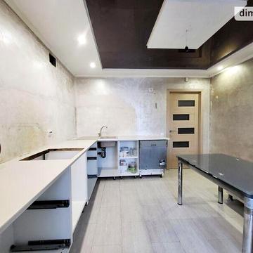 Продаж 3к Квартира Келецька вулиця