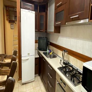 Героїв Харкова просп. (Московський), 5