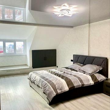 Світла та затишна квартира з продуманим плануванням!