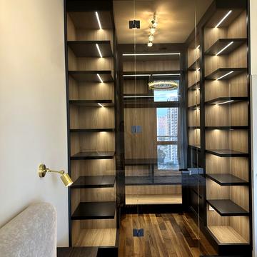 Микільсько-Слобідська вул., 11