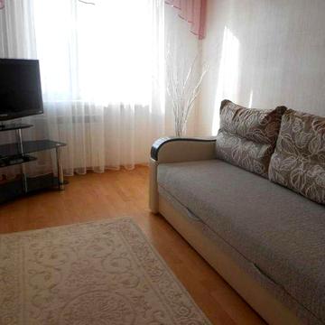 Здам 2-кімнатну квартиру на проспекті Петра Калнишевського