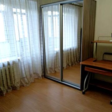 Продам однокомнатную квартиру на Площади Победы 1кк