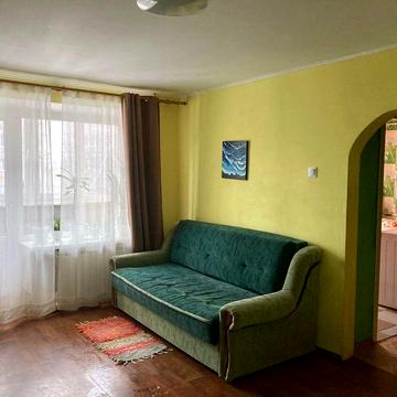 Здам 1 кім з меблями та технікою