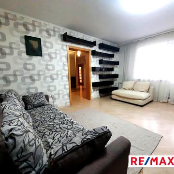 Кадетський Гай вул., 7