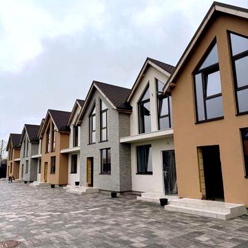 2-пов. Танхаус поблизу Києва (з документами)