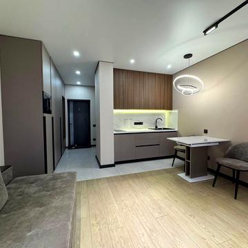 Героїв Небесної Сотні просп., 16/10