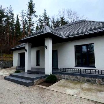 Продаж сучасного будинку 2025 року .