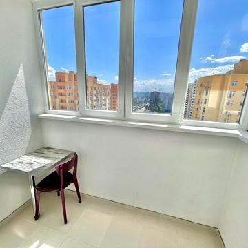 Сімї Кульженків вул. (Петра Дегтяренка), 37