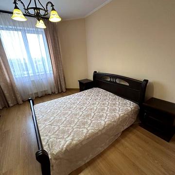 Довгострокова оренда 2к Квартира Мельника Андрія вулиця