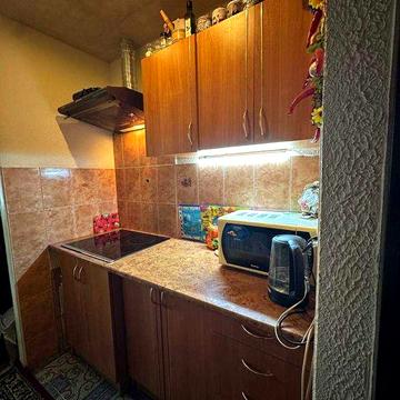 Гостінка з меблями